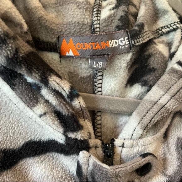 Mountain Ridge Grey Camo Wolf Fleece Onesie Pajama Hooded Jumpsuit Men’s Large - Picture 3 of 12